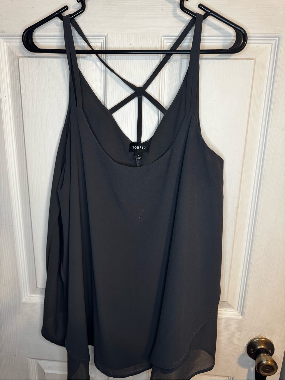 Torrid Plus Size 1 Charcoal Gray Strappy Swing Tank Blouse | Flowy Chiffon Layer